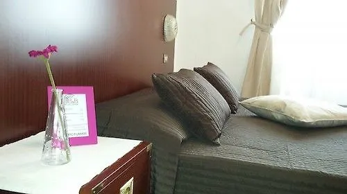Galleria Frascati Rooms And Apartment Nocleg ze śniadaniem